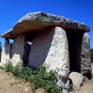 Corsica_Dolmen_Fontanaccia